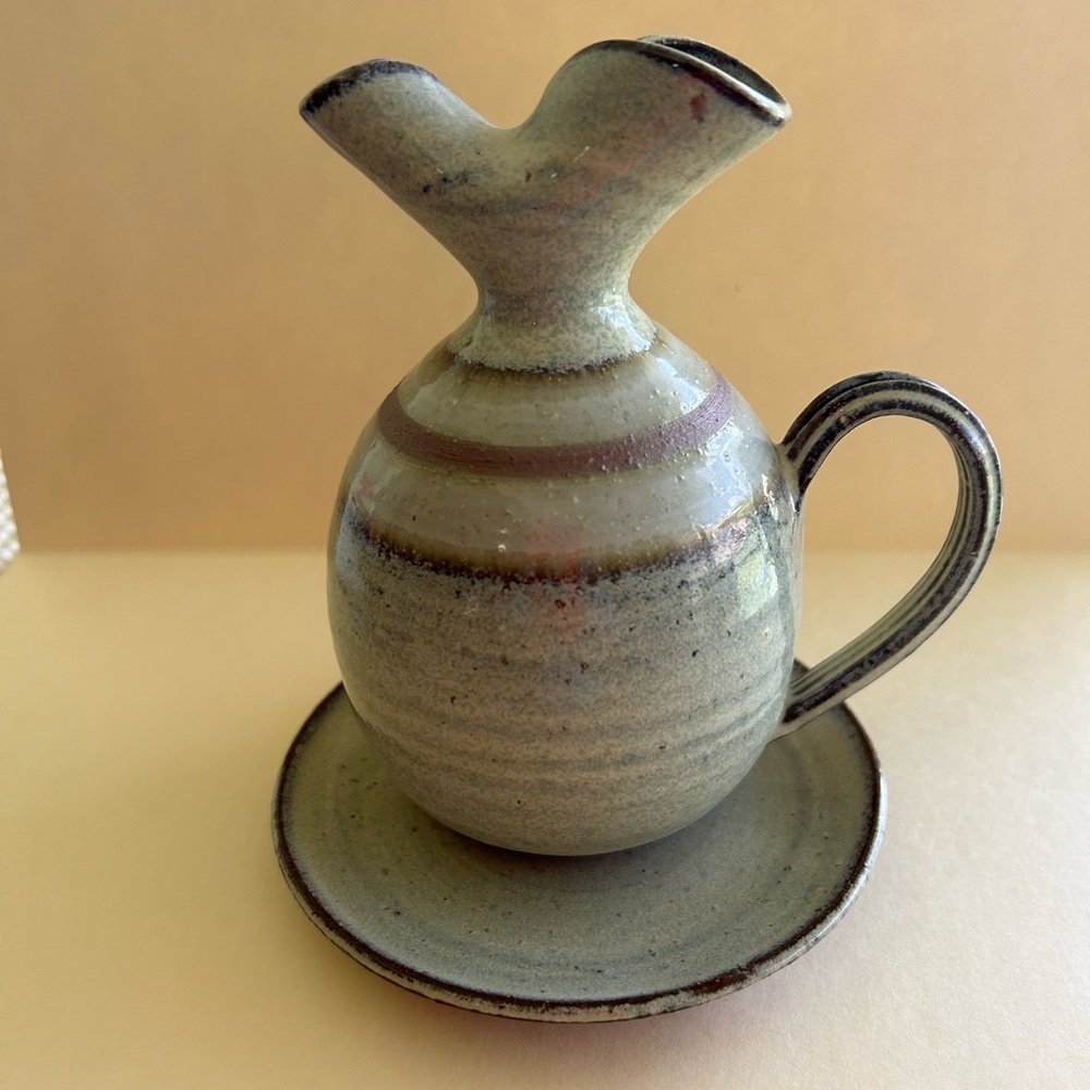 Ceramic oil lamp